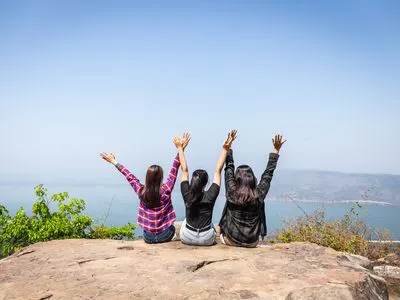 5 Aktivitas Luar Ruangan Seru untuk Mengisi Akhir Pekan Bersama Teman